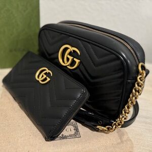GUCCI GG Marmont Camera Size Small Calf Leather with Matching Gucci Zippy Wallet